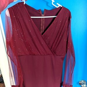 Elegant Burgundy Evening Dress
